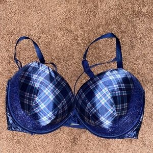 Victoria Secret Very Sexy Push Up Bra 34DDD